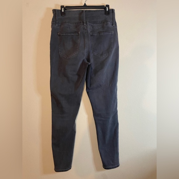 Fashion Nova Gray Skinny Jeans Size 13 Women Men Kids Teens Pants Bottoms - Picture 2 of 5